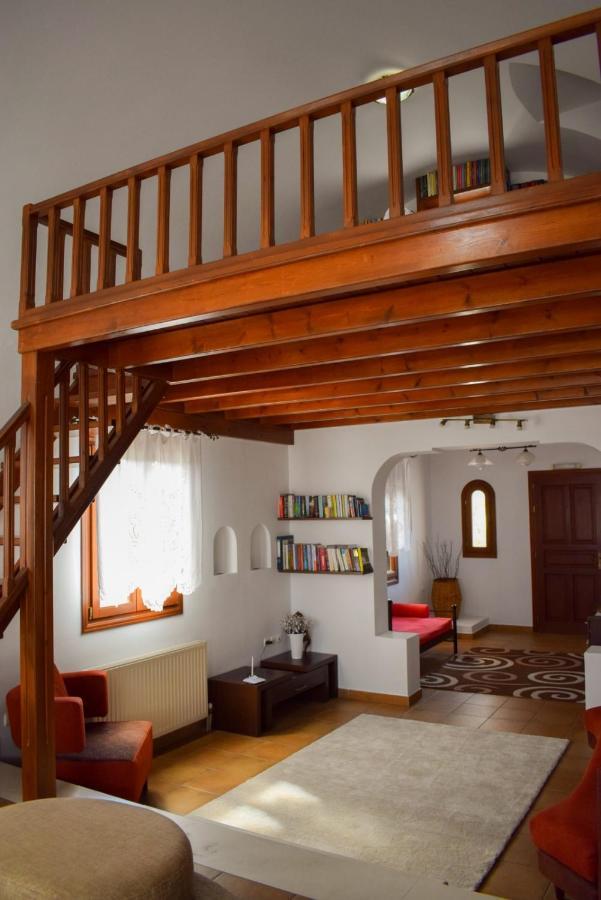 Sunshine House For 9, Cozy Set Up,Verandas, Sea View. Karterados  Esterno foto