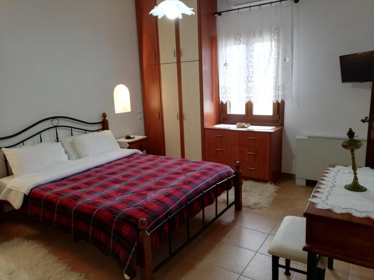 Sunshine House For 9, Cozy Set Up,Verandas, Sea View. Karterados  Esterno foto