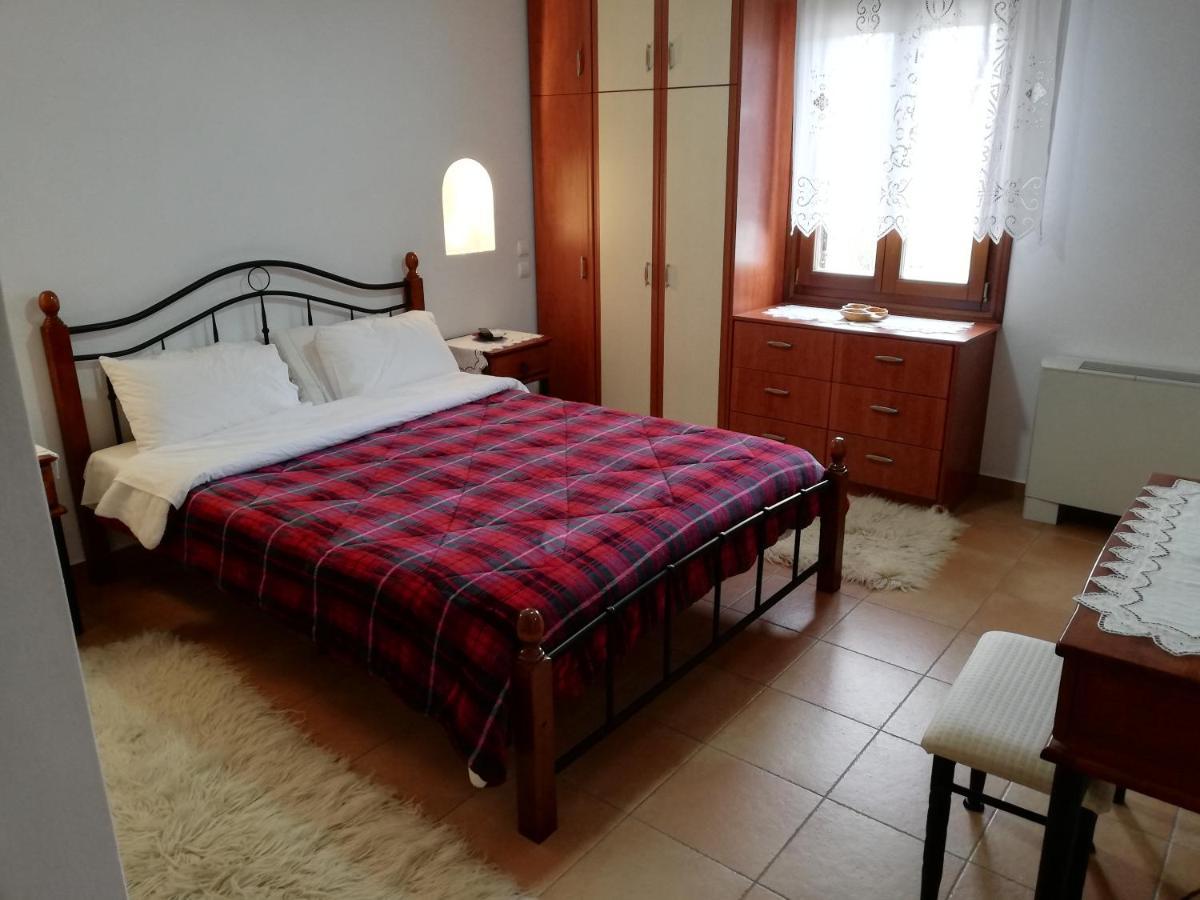 Sunshine House For 9, Cozy Set Up,Verandas, Sea View. Karterados  Esterno foto