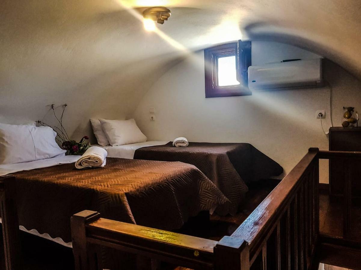 Sunshine House For 9, Cozy Set Up,Verandas, Sea View. Karterados  Esterno foto