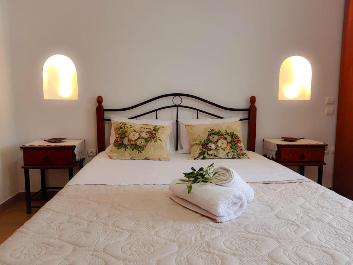 Sunshine House For 9, Cozy Set Up,Verandas, Sea View. Karterados  Esterno foto